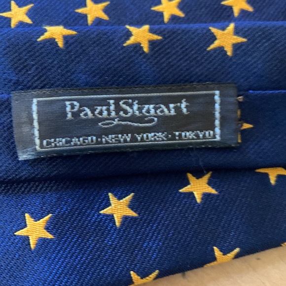 Paul Stuart navy tie with gold stars - Picture 3 of 4